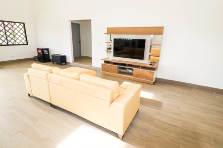 BRAND NEW Beach House for rent in Coronado close to golf - image 43