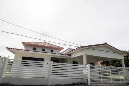 BRAND NEW Beach House for rent in Coronado close to golf - image 24