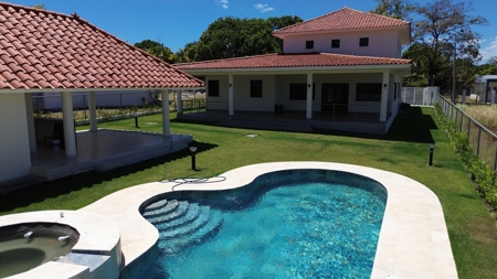 BRAND NEW Beach House for rent in Coronado close to golf - image 3