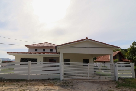 BRAND NEW Beach House for rent in Coronado close to golf - image 22