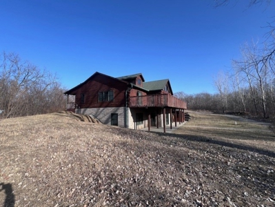 Log Home & 40 Acres For Sale In Nw Missouri - image 33