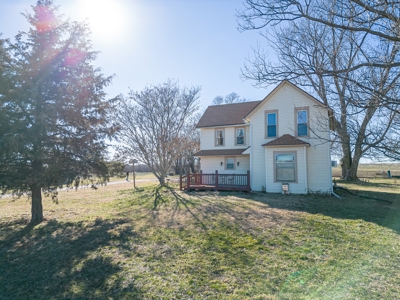 Country Home on Acreage For Sale Paola Kansas - image 5