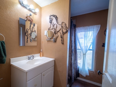 Country Home on Acreage For Sale Paola Kansas - image 14