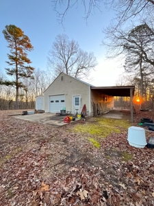Spectacular Current River Farm Auction With Income Potential - image 38