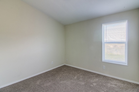 Newly Renovated, Panoramic Views of Wenas Lake on 2 Acres! - image 12