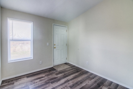 Newly Renovated, Panoramic Views of Wenas Lake on 2 Acres! - image 16