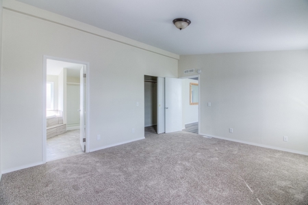 Newly Renovated, Panoramic Views of Wenas Lake on 2 Acres! - image 22