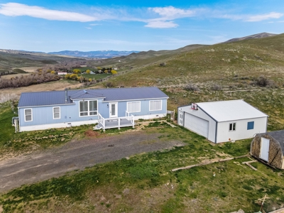 Newly Renovated, Panoramic Views of Wenas Lake on 2 Acres! - image 39
