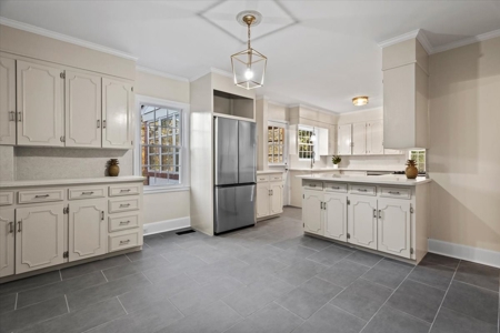 Remodeled Cape Cod Home, Forest, Pond in Cheraw, SC - image 9