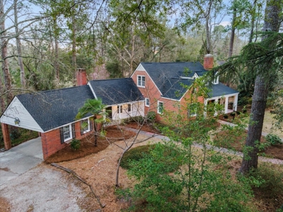Remodeled Cape Cod Home, Forest, Pond in Cheraw, SC - image 40