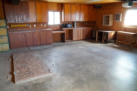 Highway Home/Commercial Property For Sale - image 22