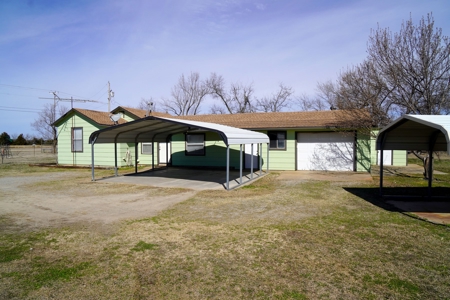 Highway Home/Commercial Property For Sale - image 8