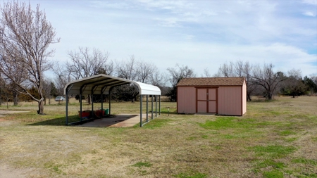 Highway Home/Commercial Property For Sale - image 7