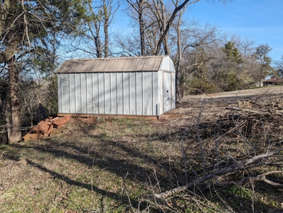Historic Home on 2.5 acres, Highway 86 Frontage in Perry, Ok - image 15