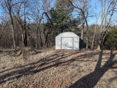 Historic Home on 2.5 acres, Highway 86 Frontage in Perry, Ok - image 14