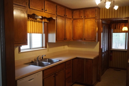 Retirement Manor Home For Sale In Horseshoe Bend, Ar - image 7