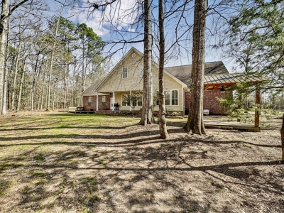 4300 Sq Ft 5BR 4BA Family Home in NPSD on 2.87 Acres - image 3