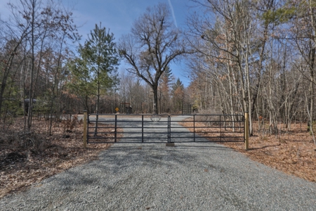 Hunting Camp for Sale in Clark County, Wisconsin - image 1