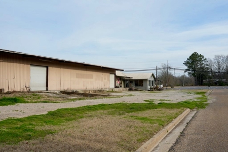 Commercial Building 1.37 Acres Waynesboro, MS - image 14