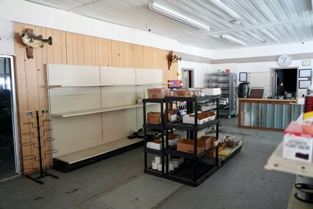 Commercial Building 1.37 Acres Waynesboro, MS - image 19