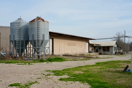 Commercial Building 1.37 Acres Waynesboro, MS - image 13