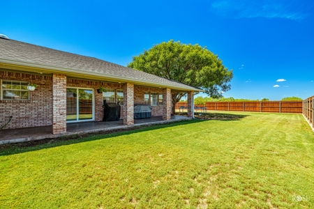 Large Home in Green Acres Estates San Angelo, Texas - image 23
