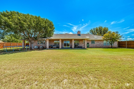 Large Home in Green Acres Estates San Angelo, Texas - image 25