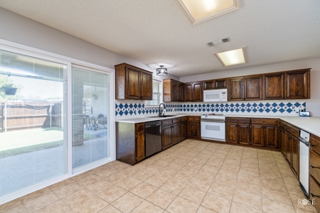 Large Home in Green Acres Estates San Angelo, Texas - image 19