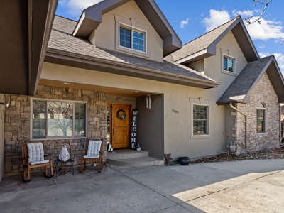 Custom Luxury Mountain Home For Sale, Lyons Colorado - image 3
