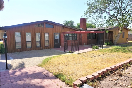 4 Bedrooms House for Sale Ft Stockton, Tx 1109 N Orient - image 37
