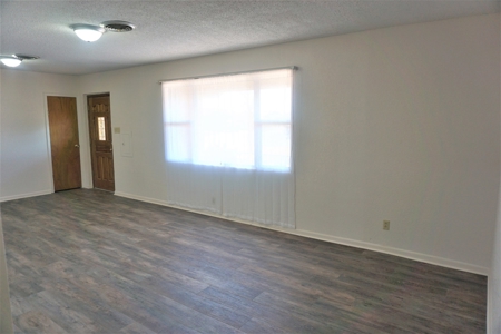 4 Bedrooms House for Sale Ft Stockton, Tx 1109 N Orient - image 13
