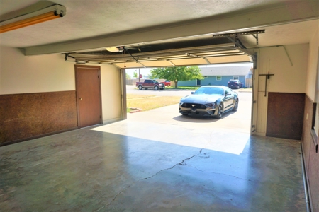 4 Bedrooms House for Sale Ft Stockton, Tx 1109 N Orient - image 5