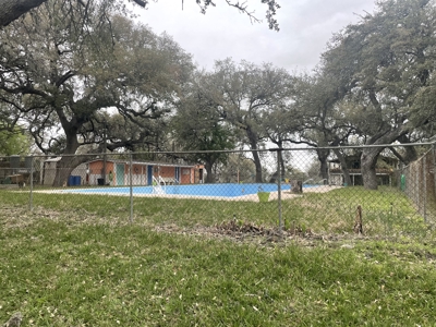 Waterfront Home in George West, TX - image 39