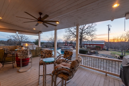TX Ranch for Sale in Mineola Wood Co Horse Cattle Hunt Fish - image 36