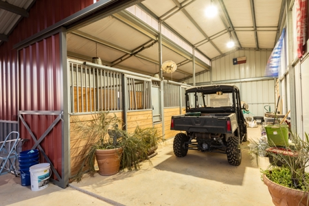 TX Ranch for Sale in Mineola Wood Co Horse Cattle Hunt Fish - image 41