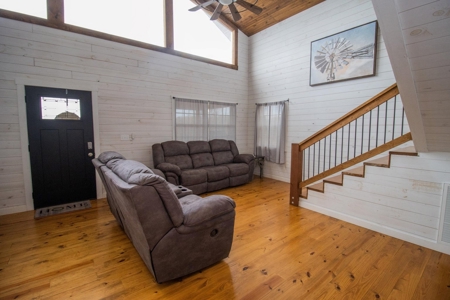 Newton County Cabin With Views For Sale on 2 Acres - image 7