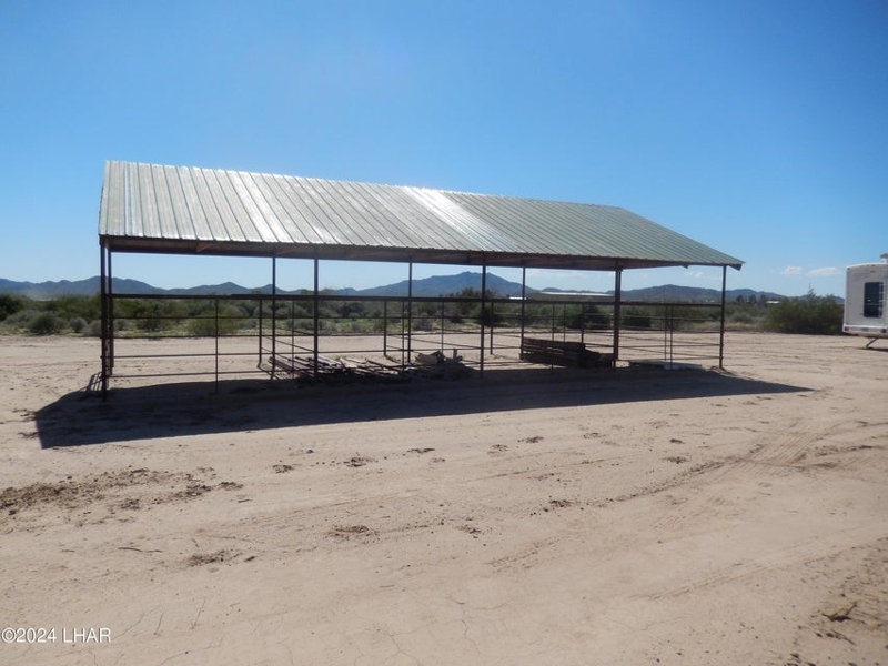 9.173 Acres Horse Property