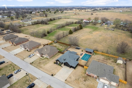 Pryor, OK Home For Sale - image 40