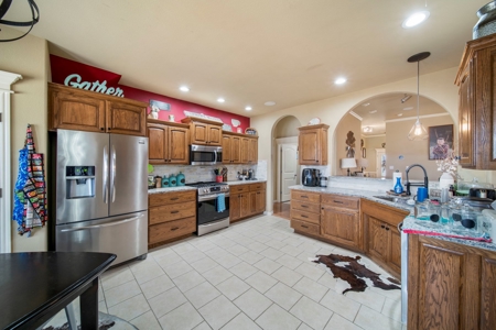 Pryor, OK Home For Sale - image 18