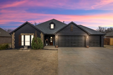 Pryor, OK Home For Sale - image 36