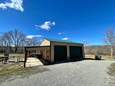 3-Br, 2-Ba Country Log Sided Home On 22.39 Acres: - image 35