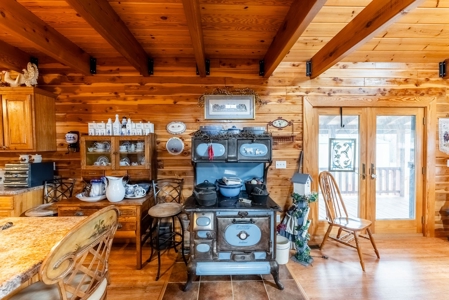Log Cabin and 38.8+/- Acres in Oregon County, Missouri - image 24