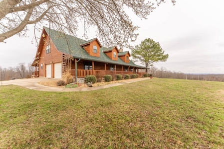 Log Cabin and 38.8+/- Acres in Oregon County, Missouri - image 8