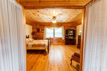 Log Cabin and 38.8+/- Acres in Oregon County, Missouri - image 42
