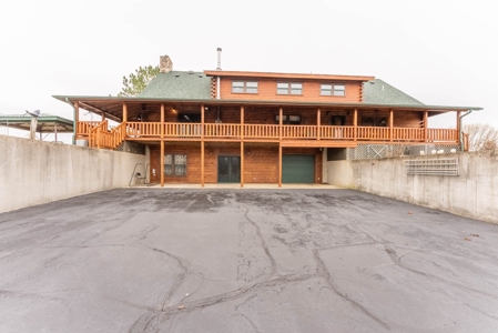 Log Cabin and 38.8+/- Acres in Oregon County, Missouri - image 4