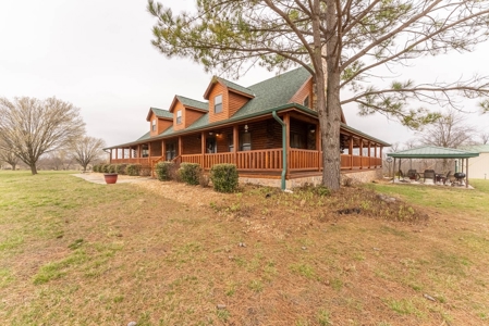 Log Cabin and 38.8+/- Acres in Oregon County, Missouri - image 10