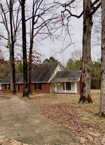 Country Home For Sale in Smithdale, MS - image 3