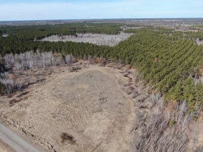 Nestled in Juneau County Wisconsin 200-acre tract of land - image 16