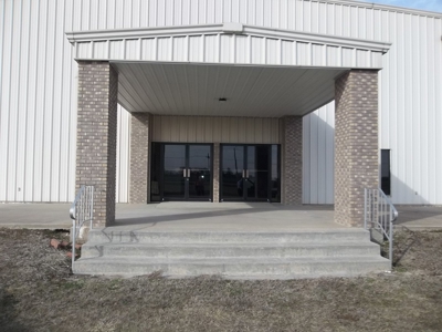 Commercial property for sale in Chanute KS - image 2