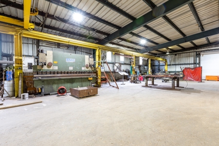 Industrial Light & Warehousing Property For Sale!!! - image 5